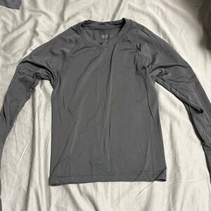 Uniqlo Charcoal Long Sleeve Men's Tee